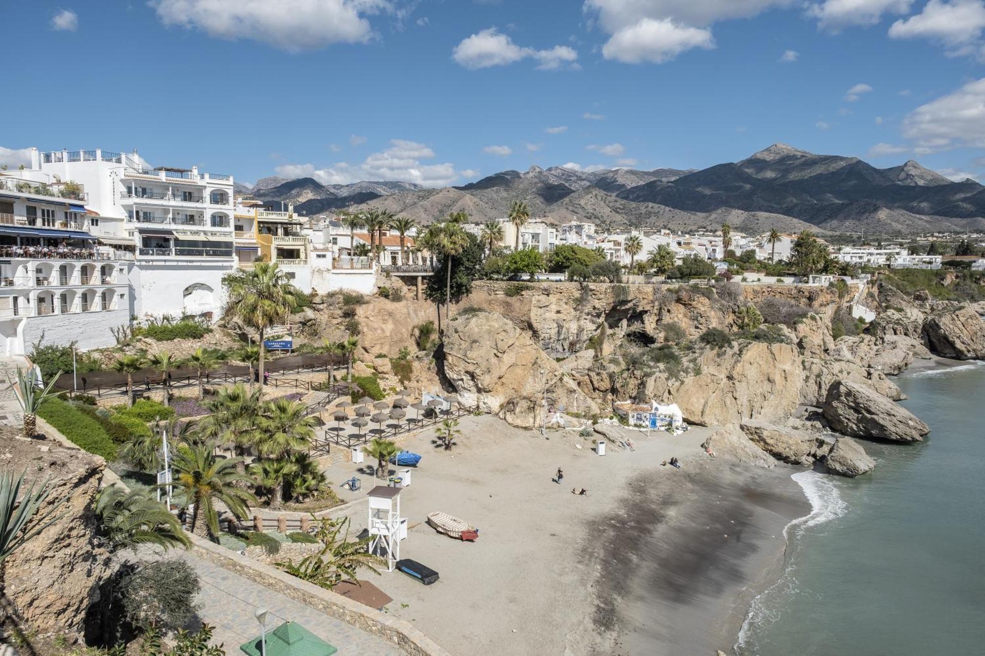 Meraki Nerja Luaran gambar